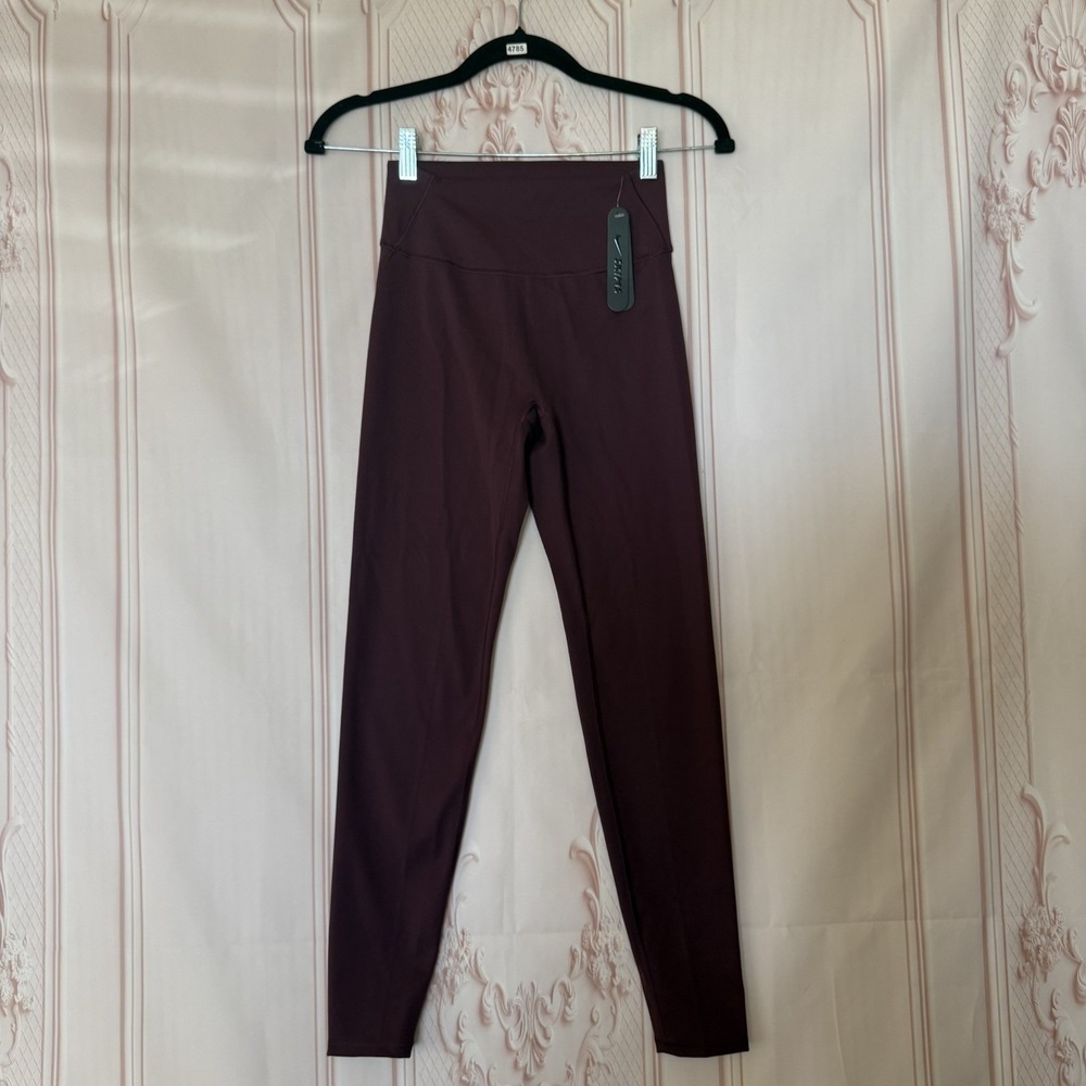 SKIMS NikeSKIMS Matte Legging 26 Inch In Currant Size XS NWT